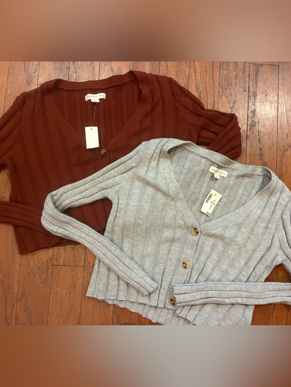 Aeropostale Ribbed Button-Front Cardigan in Rust and Light Gray